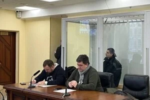 Вбивство підлітка у київському фунікулері: підозрюваному продовжено запобіжний захід