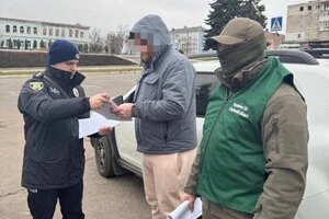 Управління СБУ в Харківській області повідомило, що сума завданих державі збитків могла становити 5 млн грн