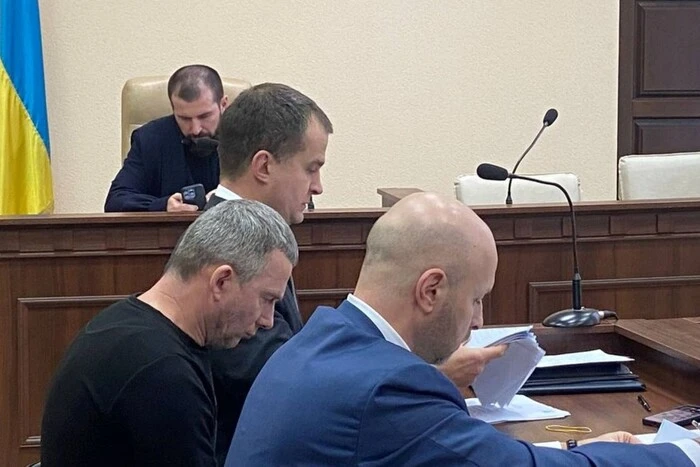 Суд обрав запобіжний захід для депутата Львівської облради, який ховав гроші в унітазі