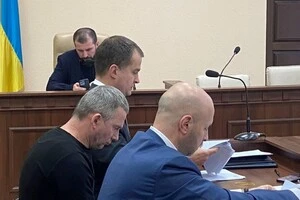 Суд обрав запобіжний захід для депутата Львівської облради, який ховав гроші в унітазі