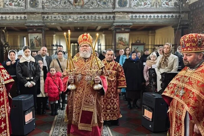 ЗМІ: Священник Московської церкви, якого шукають за переправляння ухилянтів, утік до Чехії