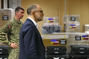 Остання цього року партія дронів для України складається з понад тисячі бойових безпілотників різних типів