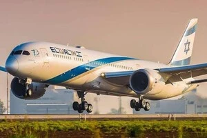 Зазначається, що авіакомпанія ухвалила таке рішення «після обговорення з російською владою»