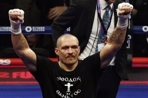 Усик став найкращим боксером 2024 року за версією BoxingScene