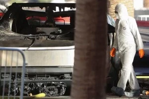 Дослідження автівки, що вибухнула, продовжуються