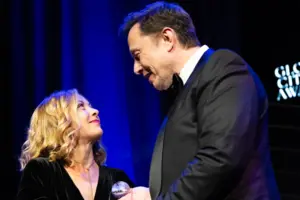 Мелоні визнала, що у них з Маском різняться погляди на деякі речі