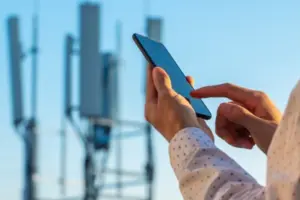 Мобільні оператори цьогоріч почнуть відключати українцям 3G