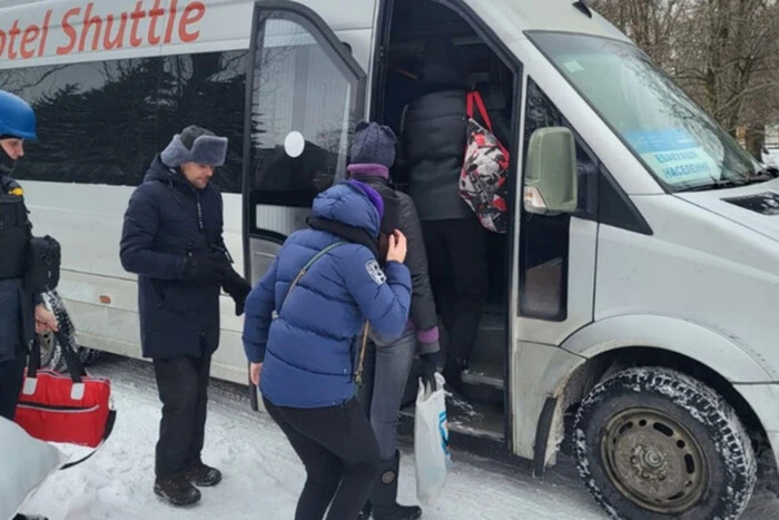 У Покровську залишаються понад 7 тисяч цивільних, евакуація сповільнилася