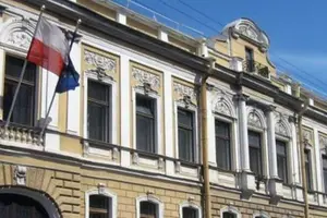 Краєвський зауважив, що польське консульство повернеться до Санкт-Петербурга у «кращі часи»