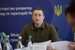 Раніше глава Міністерства національної єдності заявляв, що половина чоловіків призовного віку готові повернутися в Україну