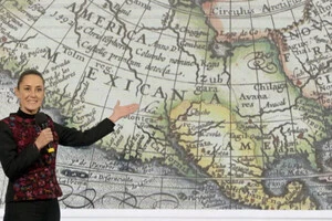 Шейнбаум продемонструвала карту світу XVII століття, на якій Північна Америка позначена як Мексиканська Америка