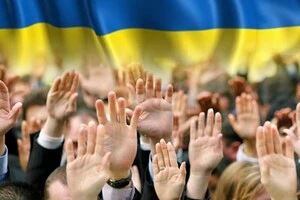 За словами Грицака, авторитарні режими технічно не креативні. Демократичні креативніші