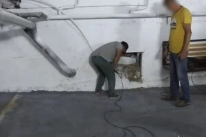 Комісія перевірила якість бетонної стяжки на підлозі