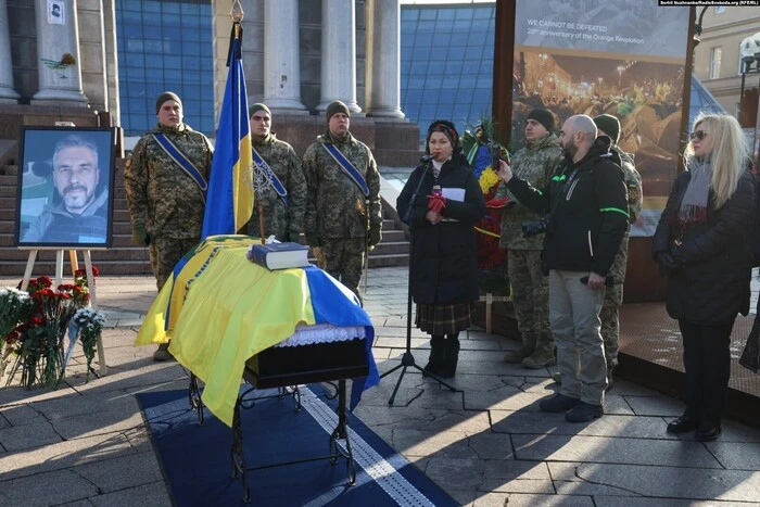 У Києві попрощалися із добровольцем та військовим репортером Русланом Ганущаком