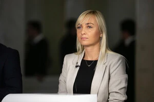 «Я – голова фракції, голова комісії. Повірте: я ніколи не мріяла про таку посаду», – заявила народна обраниця