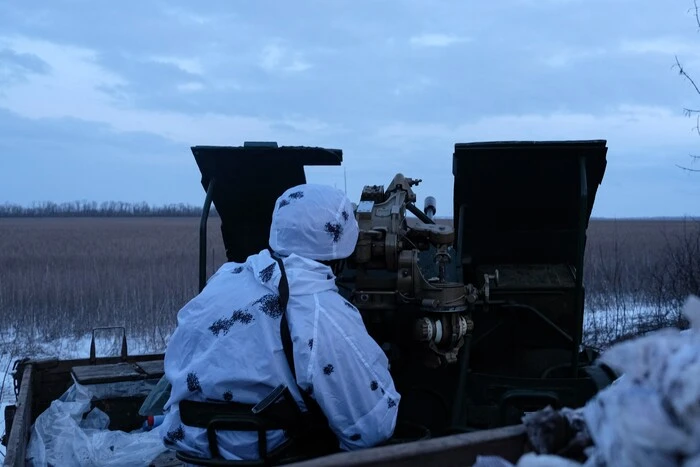 Міноборони розробляє новий зимовий маскувальний костюм для спецпризначенців