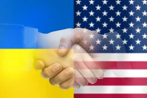 США заморозили допомогу Україні: що це означає?