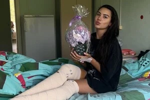 Лалі Крамаренко 20 років. Вона має титули чемпіонки Росії та Європи з художньої гімнастики