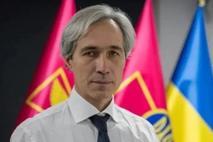 Ексголова Наглядової ради АОЗ розповів, чому новий контракт з Безруковою підписали без погодження Міноборони 