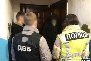 39-річний киянин за гроші пропонував бажаючим пройти навчання у автошколі без фактичного відвідування занять
