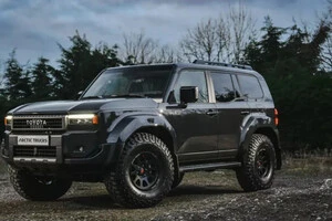 Toyota Land Cruiser Prado доработали в Исландии