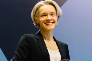 Війна за Агенцію оборонних закупівель. Безрукова знову повернулася на посаду (документ)