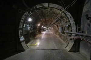 США проводять деякі з найбільш чутливих досліджень ядерної зброї в лабораторії глибоко під землею в Неваді