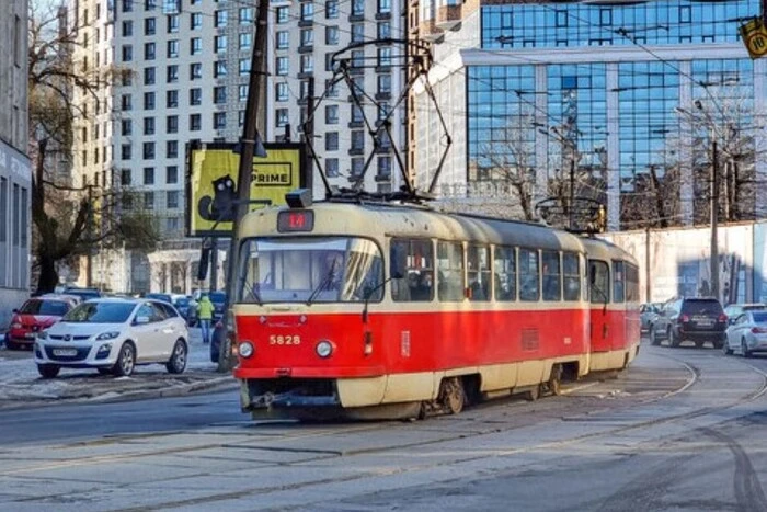 У Києві на Глибочицькій з 1 лютого через ремонт колій припиняється рух трамваїв (схема)