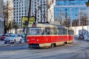 Під час ремонту можливе тимчасове перенесення зупинок громадського транспорту на вул. Глибочицькій