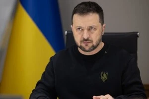 Глава української держави вважає, що США та Європа мають надати ЗСУ достатньою кількістю зброї