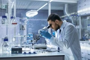 Більшість з компаній займаються медичними/ветеринарними препаратами та рекламою й адмініструванням