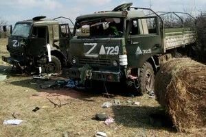 З початку повномасштабної війни РФ втратила в Україні 35921 одиницю автомобільної техніки та автоцистерн