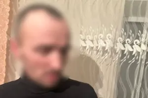 Зловмисник наніс тяжкі тілесні ушкодження 44-річному чоловіку та зник з місця події