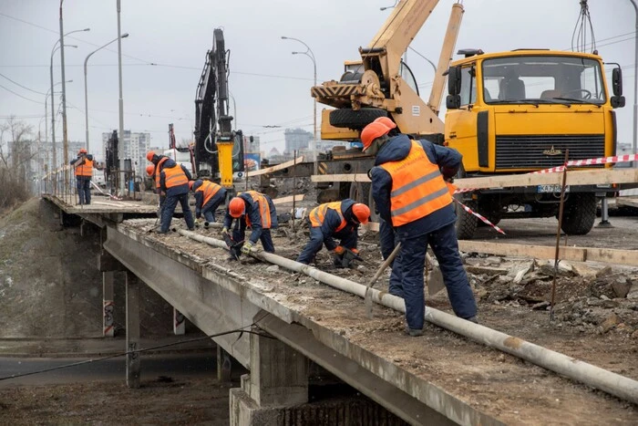 Ремонт двох шляхопроводів на столичній Оболоні: коли завершаться роботи