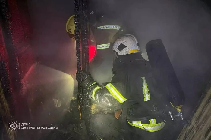 У Кривому Розі сталася пожежа у багатоповерхівці: врятовано дитину 