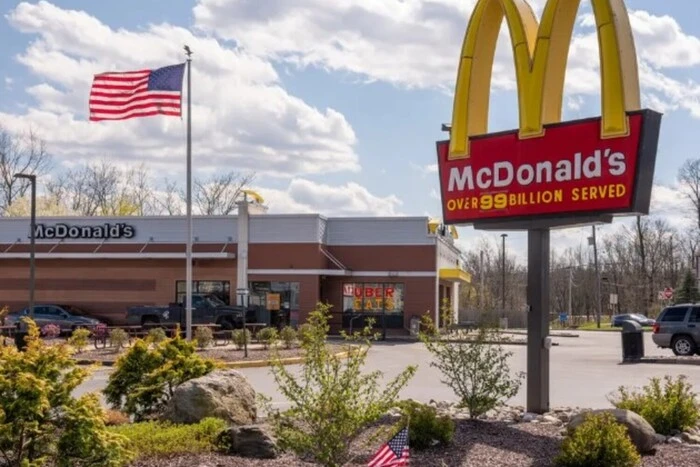 McDonald's заявив про рекордне падіння продажів у США