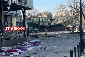 Росіяни нанесли удар балістичними ракетами по Оболонському районі Києва, де розташовані бізнес-центри та офісні приміщення