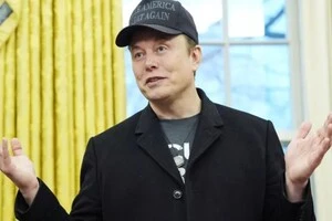  Маск заявив, що ночує в Білому домі через важку роботу в Doge