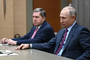 Володимир Путін збирає досвідчену команду для переговорів, серед них – Юрій Ушаков
