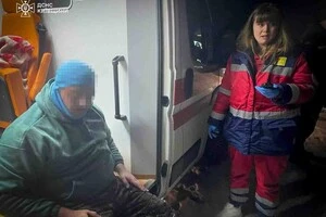 На Київщині рятувальникам довелося визволяти п’ятьох рибалок, які втрапили в халепу