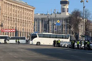 Вулиця Хрещатик перекрита через візит європейських лідерів до Києва (фото)