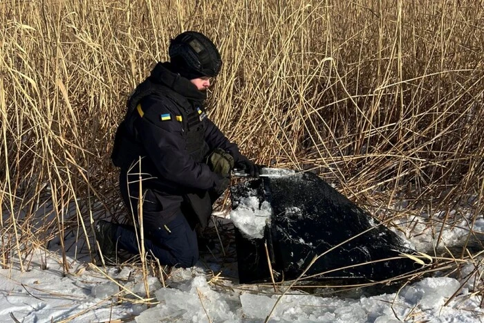 Уламки збитих дронів виявлено на Київському водосховищі