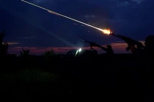 Ворожі безпілотники збивають над столицею