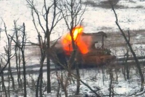 РФ з початку повномасштабної війни втратила в Україні 10182 танків