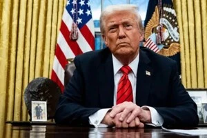 Трамп вважає, що миротворчі війська будуть потрібні Україні в «певній формі»