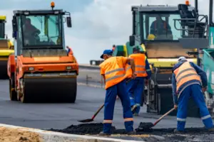 Пріоритетними напрямами відновлення визначено реконструкцію митних пунктів пропуску та будівництво нових автошляхів