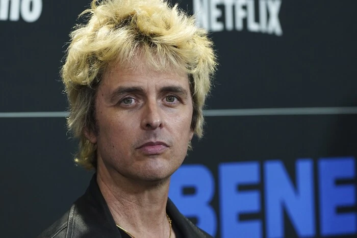 Фронтмен Green Day підтримав Україну, а Трампу порадив «стулити пельку» 