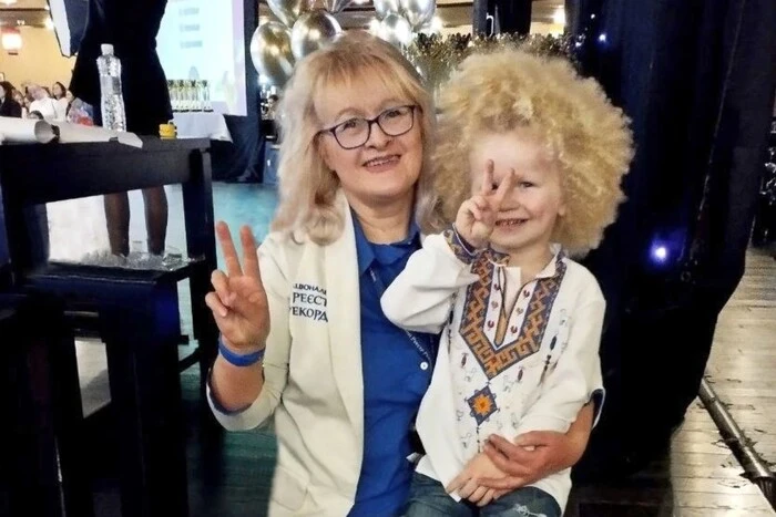 Найбільші кучері в Україні. Який вигляд має хлопчик через рік після встановлення рекорду