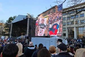 Мітингувальники вимагають відставки Фіцо