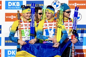 У складі нашої збірної бронзу здобули Артем Тищенко, Віталій Мандзин, Антон Дудченко та Дмитро Підручний